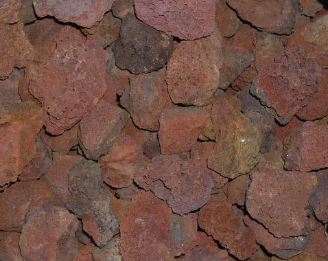 矿山供应多孔火山石火山岩滤料红色黑色火山石人工湿地园艺火山石图片